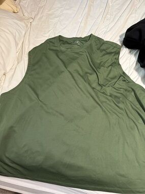 Men's Sleeveless Crewneck Tank Top in Olive Green